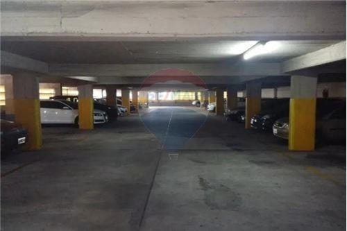 Imagen 1 de 5 de Venta 2 Cocheras Cubiertas Avellaneda So/av. Mitre