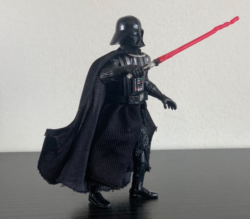 Darth Vader Lightsaber Attack Revenge Of The Sith (2004) (Usado)
