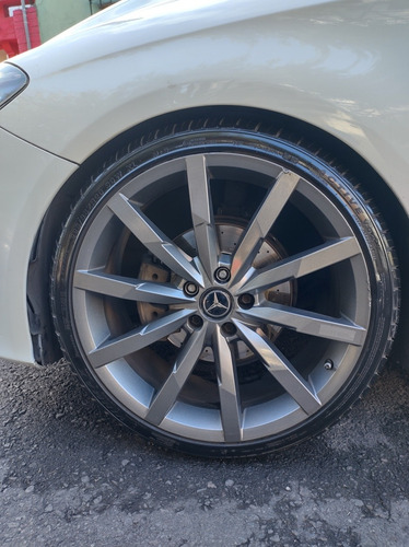 Imagen 3 de 10 de Mercedes-benz Clase B 2013 1.6 180 Cgi Exclusive Mt