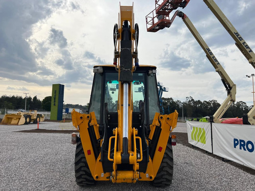 Retroexcavadora Jcb 3cx 2024, Cabina Cerrada Tracción 4x4