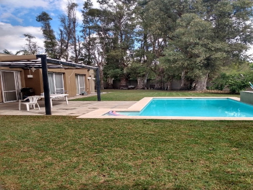 Venta Casa Bella Vista Barrio La Escondida