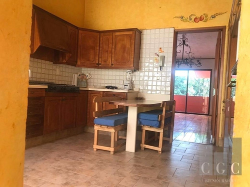Imagen 9 de 18 de Venta Casa En San Jerónimo Versátil Y Con Vistas Arboladas