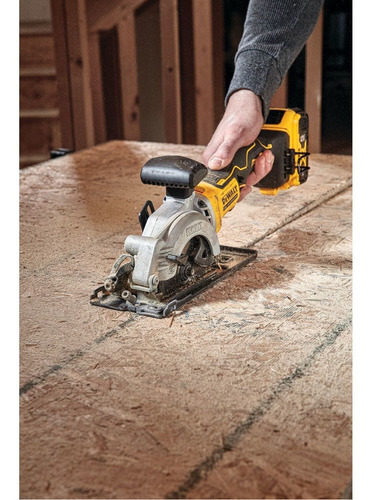 Sierra Circular 4-1/2 20v + 1 Bat Atomic Dewalt Dcs571p1