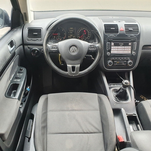 Volkswagen Vento 1.9 I Advance 2010
