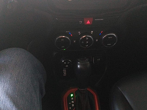 Imagem 11 de 14 de Jeep Renegade Longitude 2.0 Tb