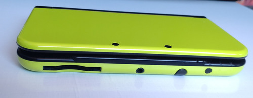 Nintendo New 3ds Xl Buen Estado Con Muchos Accesorios Negro Kiwi