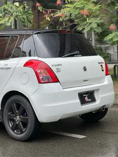 Suzuki Swift 1.5 Gl