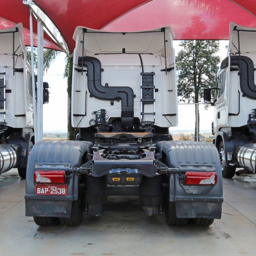 Imagem 4 de 9 de Scania R 440 - 2013/13 - 6x2 (bap 2538)
