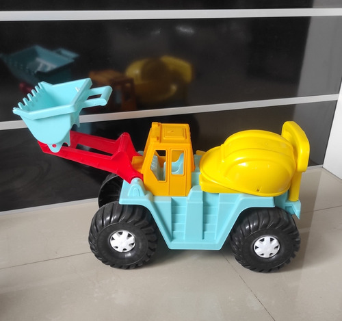 Carro Montable Con Sombrero O Casco  Para Niños 