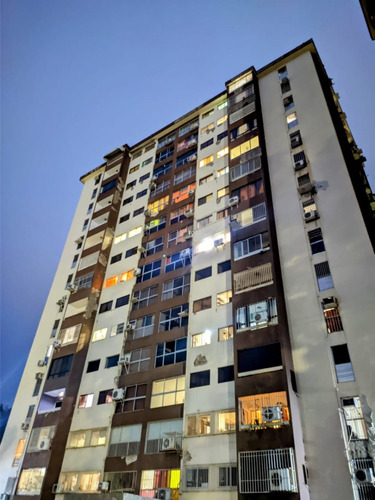 Apartamento En Urb. El Bosque Res. Isla De Plata Mb