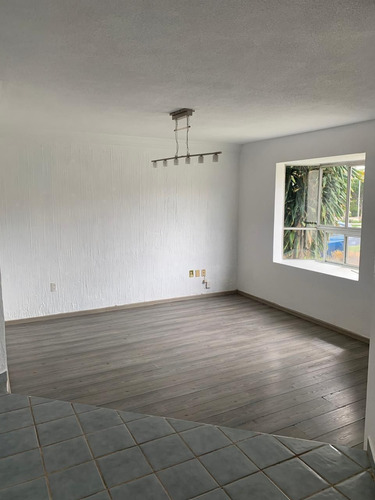 Casa En Renta En Residencial En Álamos 2da Sección. 4