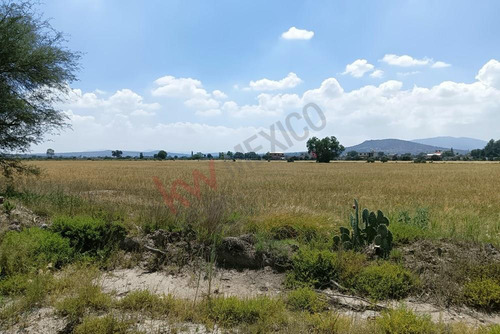 Predio La Tapona En Villa De Tezontepec A Tres Minutos Del Centro.