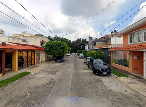 Se Vende De Recuperación Bancaria En C. El Parián Jardines Del Country, 44210 Guadalajara, Jal. Arf