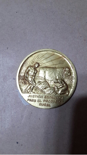 Medalla. Sociedad Rural De Parana