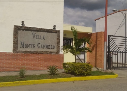Imagen 9 de 13 de Casa En Res. Villa Monte Carmelo, Lemc-435