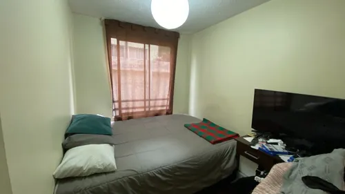Excelente Departamento, En El Tradicional Barrio Residencial