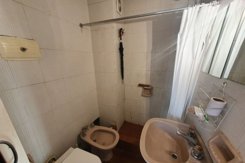 Imagen 5 de 9 de Departamento En Venta En Ramos Mejia