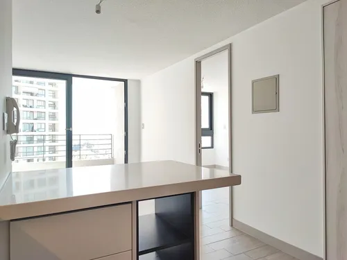 Edificio Av. Irarrázaval (1 Est. 1 Bod.) Vista Poniente Pi