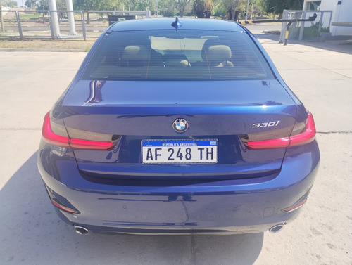 BMW Serie 3 3.0 330i Sedan Sport Line 252cv