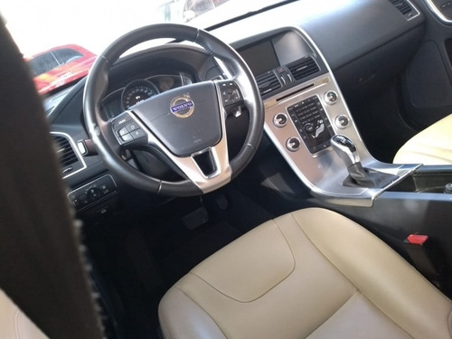 Imagem 2 de 10 de Volvo Xc60 D5 Knetic 2.4 Awd Diesel