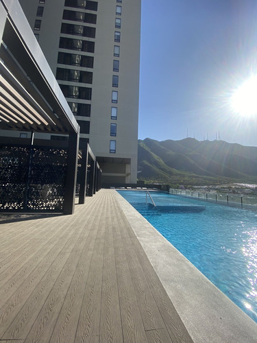 Departamento En Renta Torre Boreal Valle Oriente