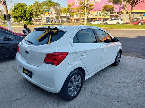 Chevrolet Onix 1.0 5p marchas