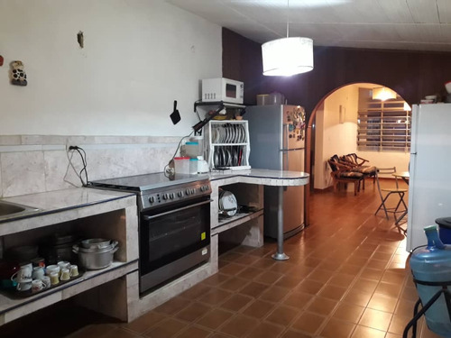 Imagen 8 de 16 de Nelida Lugo Vende Casa En Guacara Ciudad Alianza Foc-1253