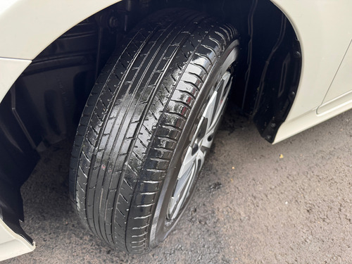 Toyota Prius 1.8 Premium Cvt