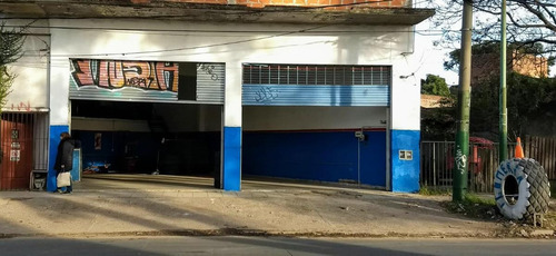 Imagen 8 de 12 de Local Con Vivienda Y Losa Preparada Para Edificar Departamentos