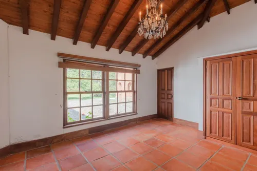 Casa En Venta En La Amalita. Cod V5775