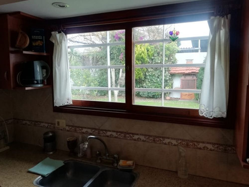 Imagen 9 de 22 de Chalet De 4 Ambientes En Ph. Complejo Con Parque