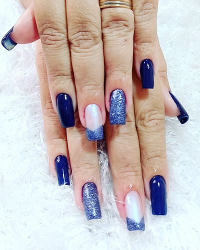 Imagem 1 de 5 de Alongamento Em Fibra De Vidro, Manicure E Pedecure