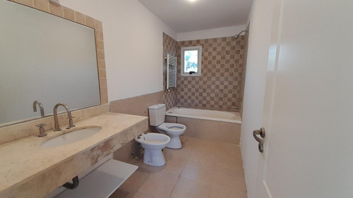 Casa En Venta En Barrio San Isidro Labrador, Villanueva, Tigre