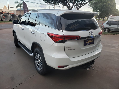 Toyota SW4 4.0 V6 Srx 7l 4x4 Aut. 5p