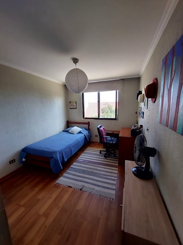 Excelente Casa En San Carlos De Apoquindo