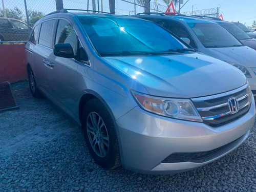 Honda Odyssey 2011 3.5 Touring Minivan Cd Qc Dvd At