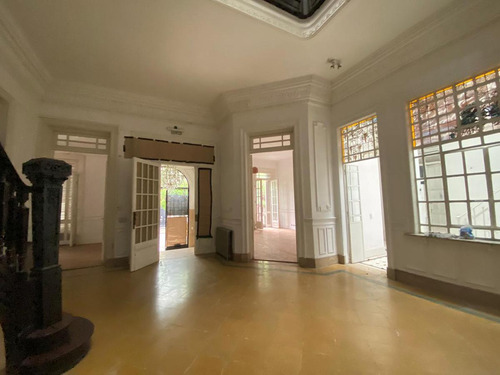Petit Hotel En Palermo Viejo En Venta - Palacio Estilo Francés, Propiedad Única