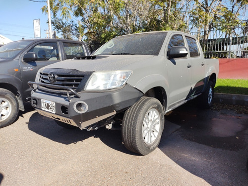 Toyota Hilux 4x4 Srv 3.0 Mt