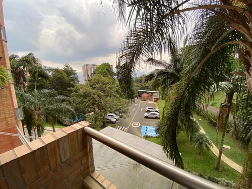 Apartamento En Venta En El Poblado, La Calera. Cod V12467
