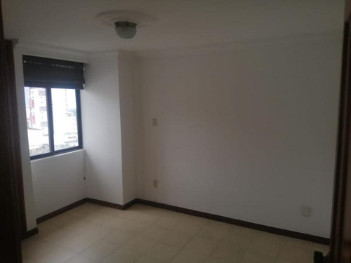 Imagen 11 de 13 de Apartamento En Arriendo En Bucaramanga Sotomayor