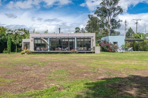 Casa En Venta En Canelon. Cod V5883