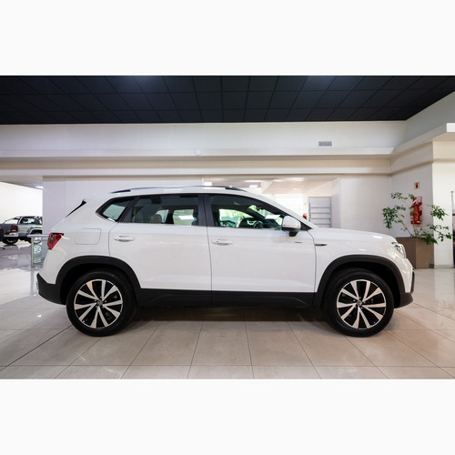 Imagen 9 de 16 de Volkswagen Taos Highline 250 Tsi At My23 0km #17