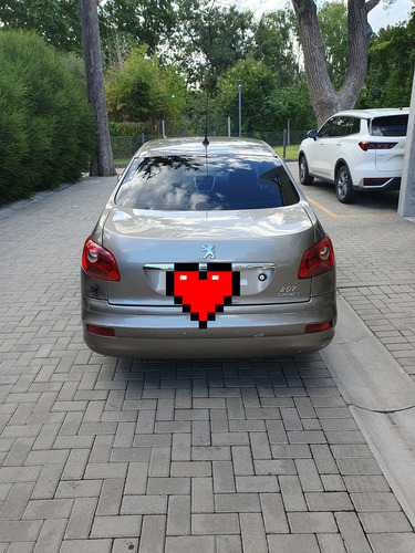 Peugeot 207 1.4 Sedan Allure 75cv