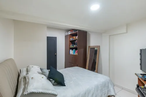 Casa En Venta En Los Naranjos. Cod V21519