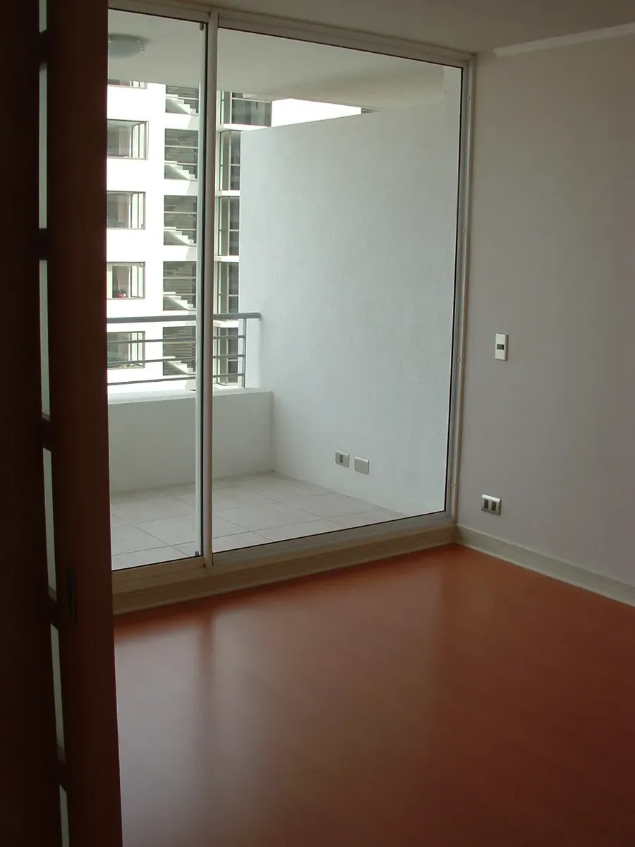Imagen 4 de 8 de Depto De 1 Dormitorio Arriendo Año Corrido Sector Coraceros