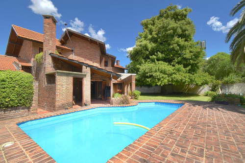 Venta Casa En Don Torcuato