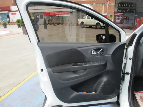 Renault Captur 4x2 2000cc Mt Aa