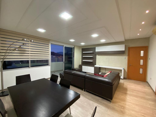 Imagen 4 de 19 de Apartamento En El Parral, Res. Cronus Country Valencia Carlos Tona Cod: Foa-1864