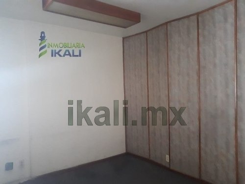 Imagen 16 de 23 de Renta De Piso Para Oficina Centro Tuxpan Veracruz. Excelente Espacios Para Oficinas En Avenida Principal Benito Juarez No. 39 Colonia Centro Del Municipio De Tuxpan Veracruz. En La Zona Comercial Del