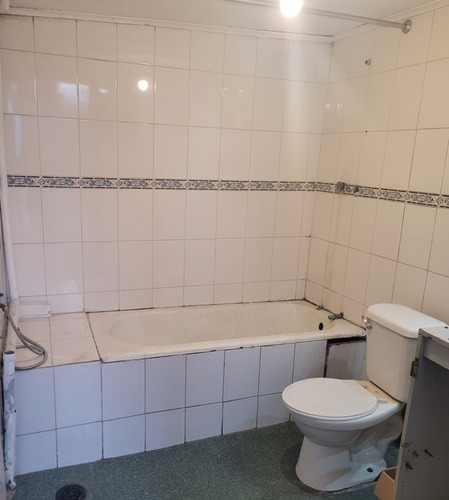 Casa En Venta En Cerrilos 4 Dormitorios 2 Baños 1 Estacion.